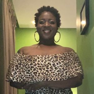 Meet your Posher, Brenda